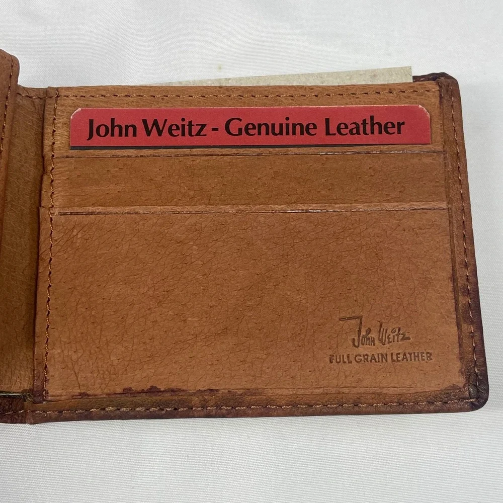 John Weitz VTG Full Grain Leather Bifold Wallet Embossed Deer Brown Billfold NOS